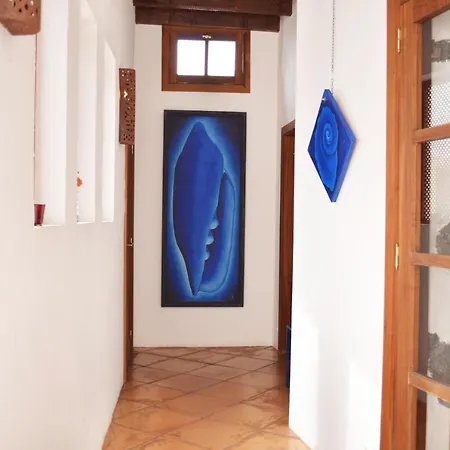 Semesterbostad Stylish House In A Real With Private Garden